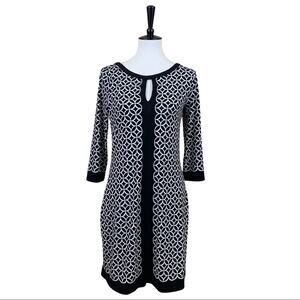 White House Black Market Black White Geometric Print Shift Dress Size Small
